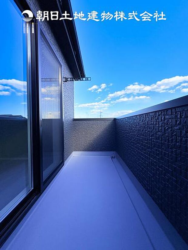 【バルコニー】