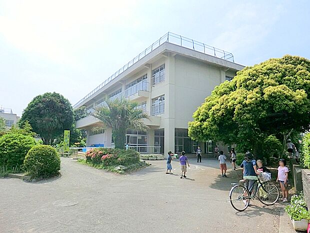 【愛川町立中津第二小学校】 保育園や中学校が隣接しているので、保育園から中学卒業までの12年間の付き合いにもなる子どもも少なくないようです!