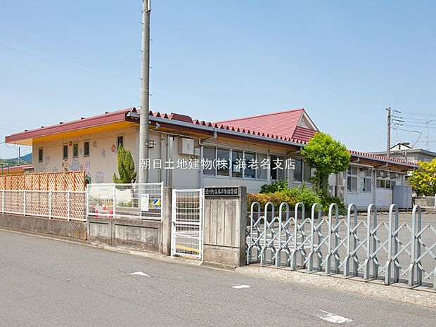 【春日台保育園】　小学校と中学校がすぐそばにあります！そのため、こちらを卒園後はそのまま中津第二小学校、愛川東中学校と進学していく子どもも多いようです！