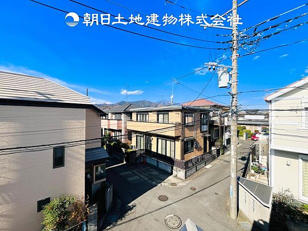 【現地眺望写真】周辺は閑静な住宅街になっております♪