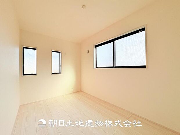 【洋室 (約5帖)】