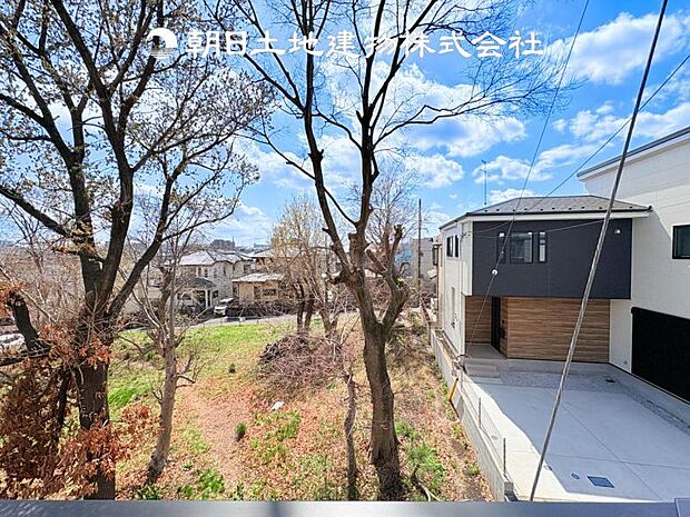【現地眺望写真】周辺は閑静な住宅街になっております♪