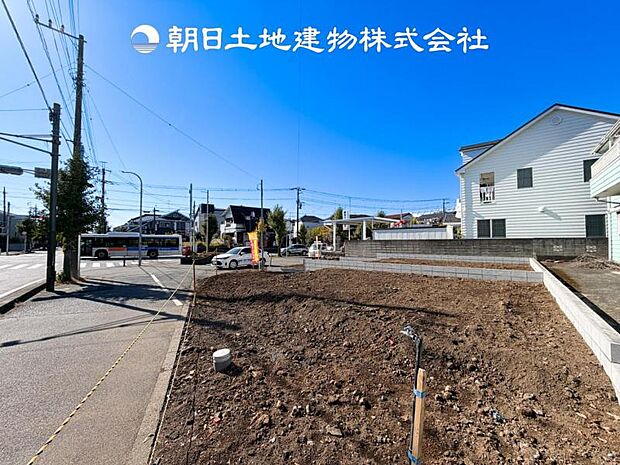 【現地写真 (11月14日撮影)】