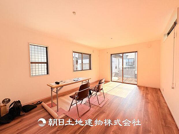 【LDK (約15.7帖)】