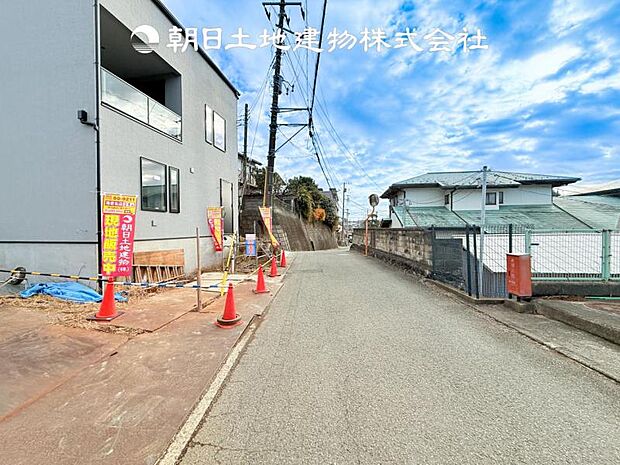 【前面道路＋現地写真】
