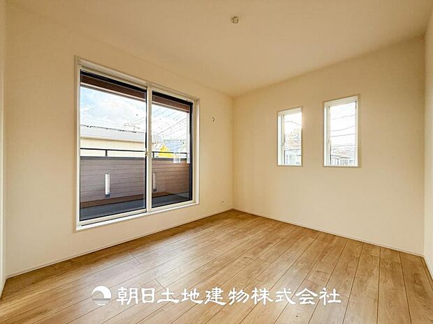 【洋室 (約5.25帖)】