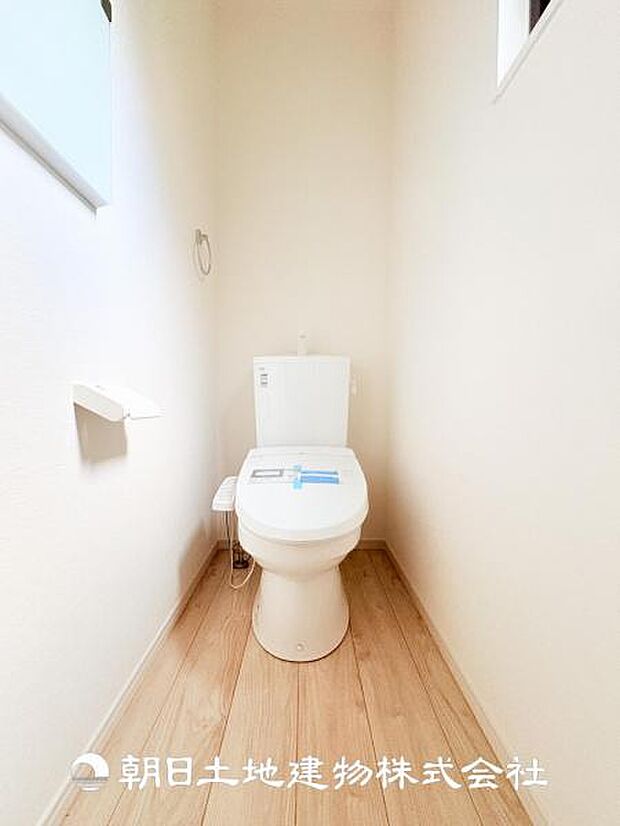 【ウォシュレット付きトイレ】