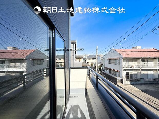 【バルコニー】