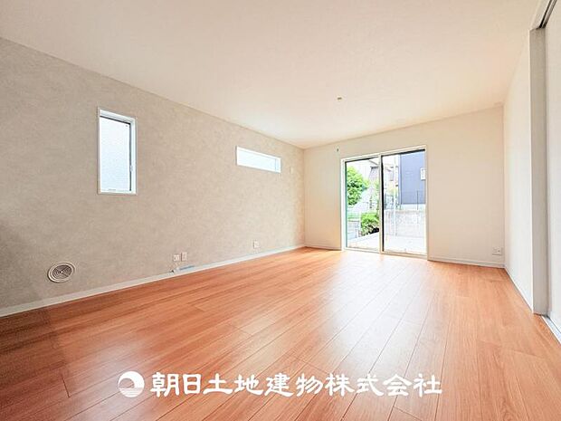 【LDK (約16帖)】