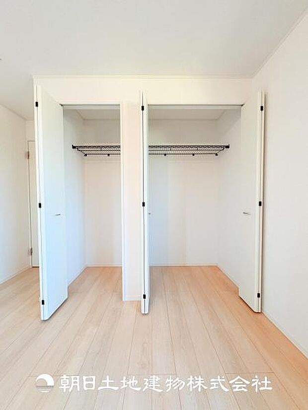 【クローゼット (寝室 約7.5帖)】