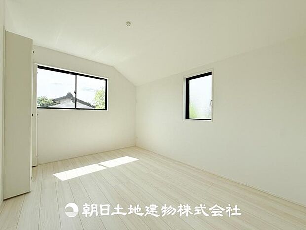 【洋室 (約6帖)】