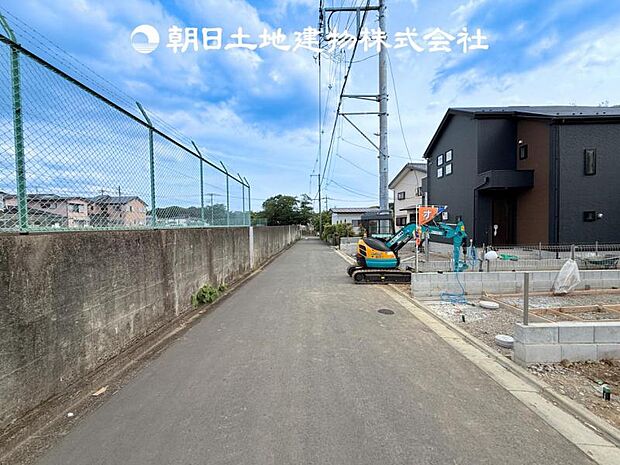 【前面道路＋現地写真】