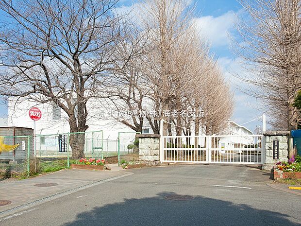 【綾瀬市立綾瀬中学校】 教育や部活も力を入れており、生徒の頑張っている声がグランドから聞こえてきます。地域とも連携して良い環境で通えます。