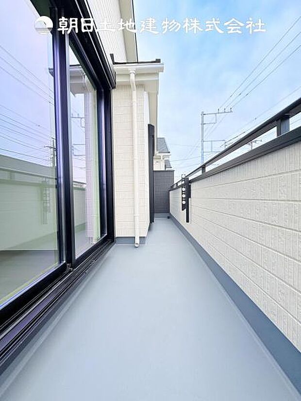 【バルコニー】