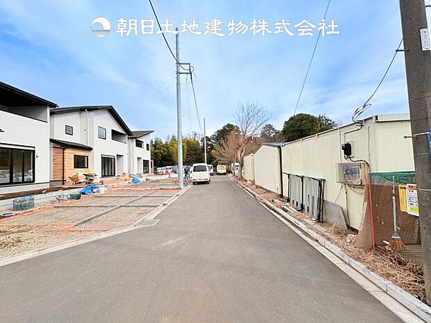 【前面道路+現地写真】