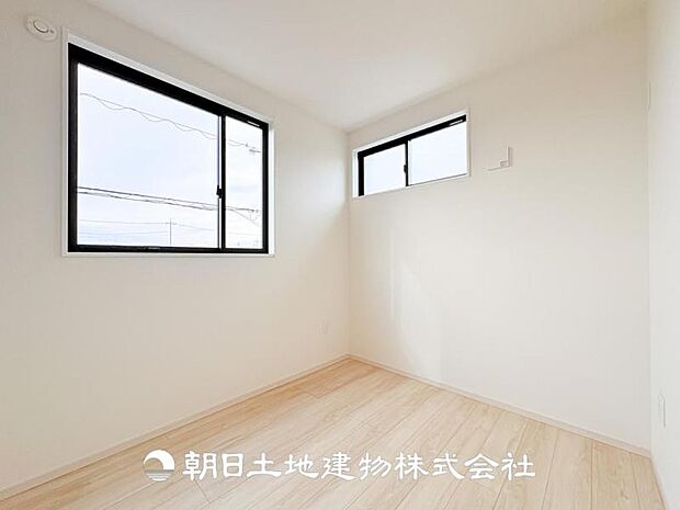 【洋室 (約4.1帖)】