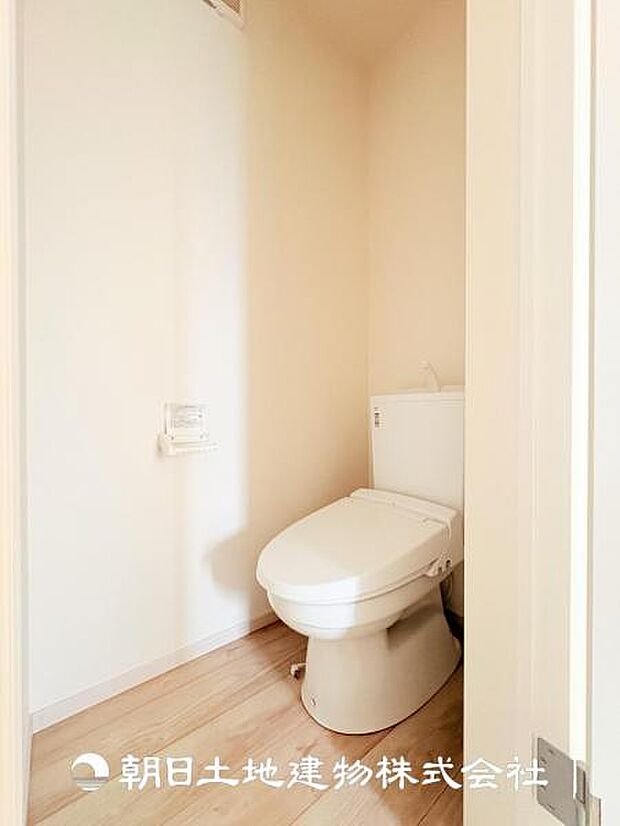 【ウォシュレット付きトイレ】