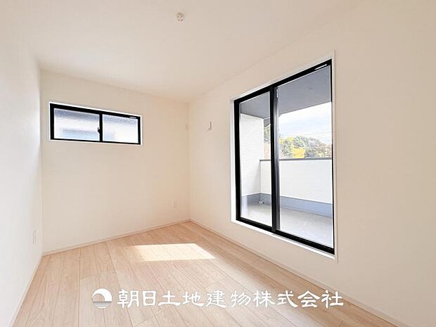 【洋室 (約5.2帖)】