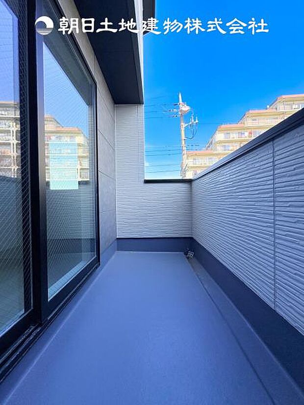 【バルコニー】