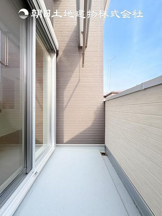 【バルコニー】