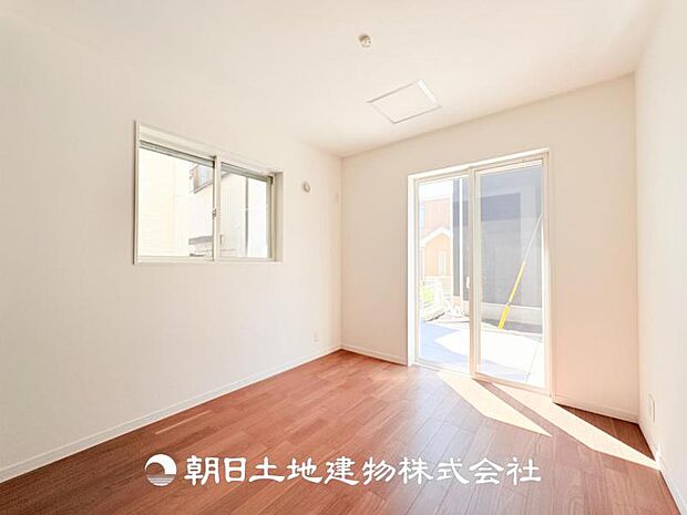 【洋室 (約5.1帖)】