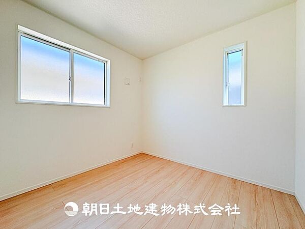 【洋室 (約4.5帖)】