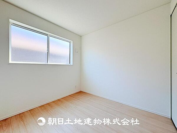【洋室 (約4.5帖)】