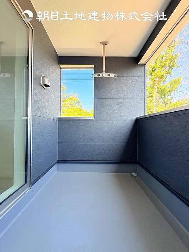 【バルコニー】