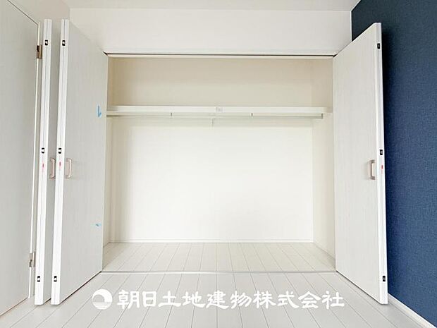 【クローゼット (寝室 約7.1帖)】