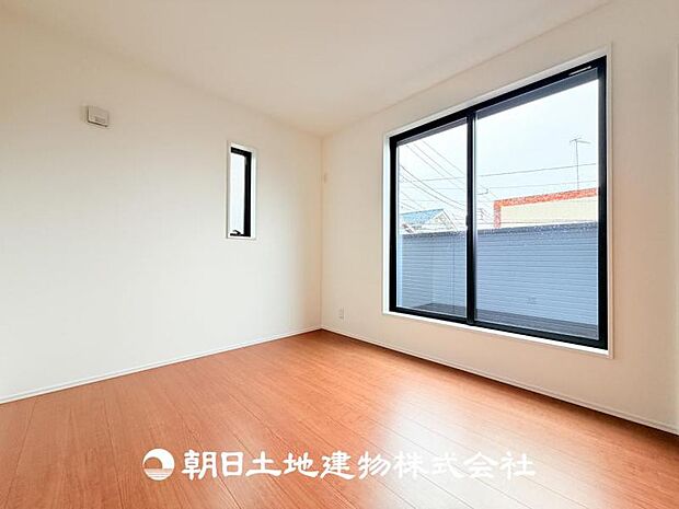 【洋室 (約5.3帖)】