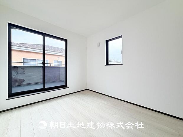 【洋室 (約5.3帖)】