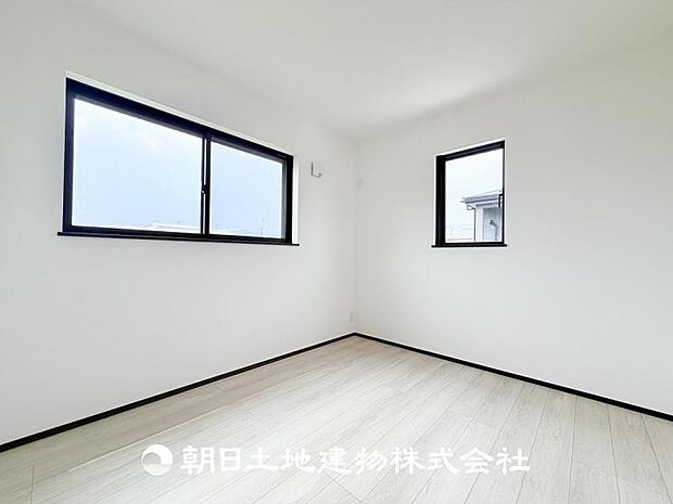 【洋室 (約5.3帖)】