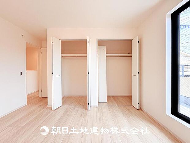 【クローゼット (寝室 約8.5帖)】
