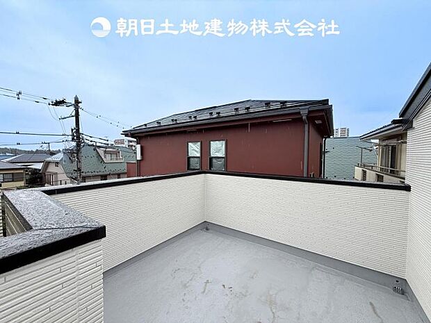 【スカイバルコニー】