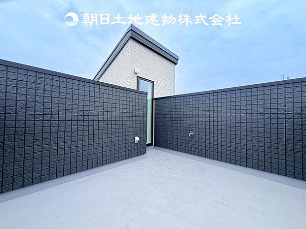 【スカイバルコニー】