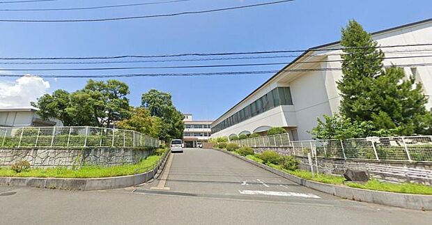 【秦野市立本町中学校】