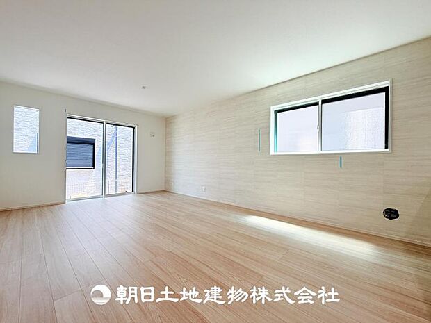 【LDK (約18帖)】