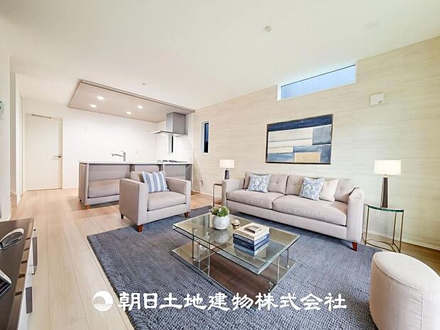 【LDK (約16帖)】※画像は実際の室内写真をもとに、家具・調度品の配置例をCG合成したもので、実際とは多少異なります。また、家具等は販売価格に含まれません。