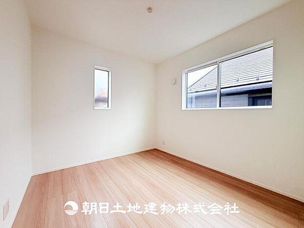 【洋室 (約5.3帖)】子供部屋にピッタリなお部屋です♪