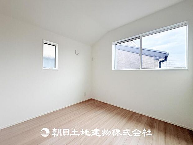 【洋室 (約4.5帖)】子供部屋にピッタリなお部屋です♪