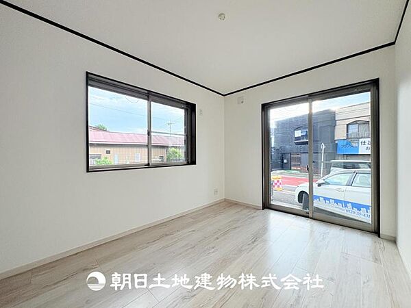 【洋室 (約6帖)】