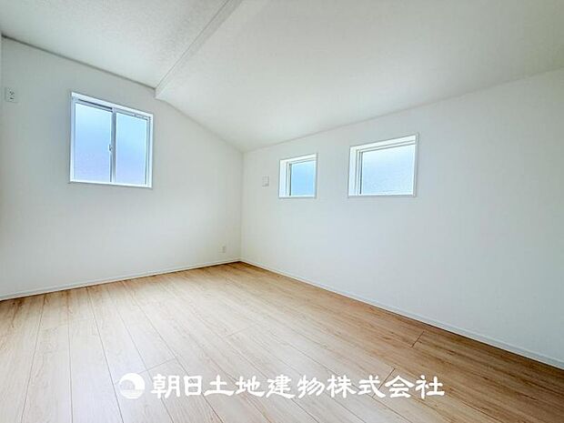 【洋室 (約6帖)】
