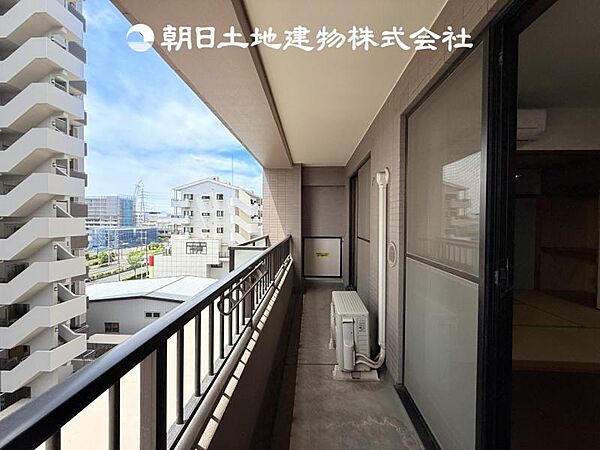 【バルコニー】