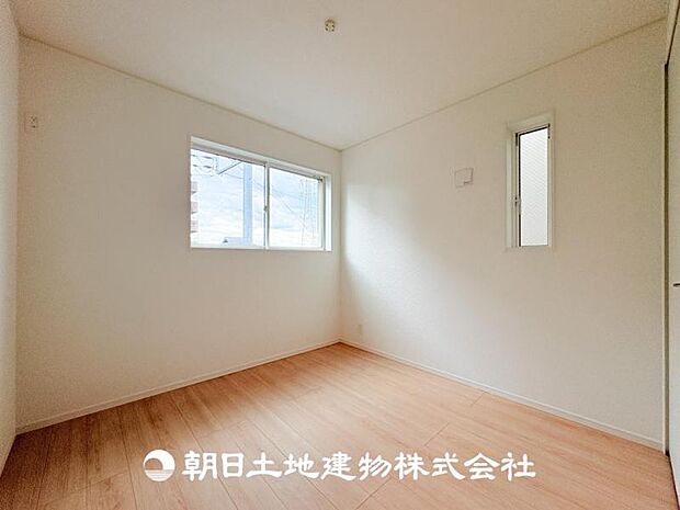 【洋室 (約5帖)】