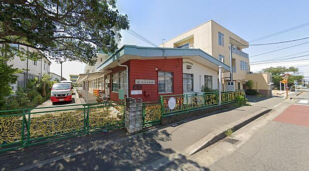 【花乃幼稚園】　勉強・体育ともにバランスよく教育してくれます。先生達はテキパキしていて、一人一人ちゃんと見てくださいます。