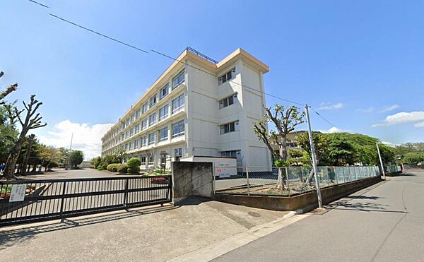 【平塚市立中原中学校】　学校全体の雰囲気も良いです。