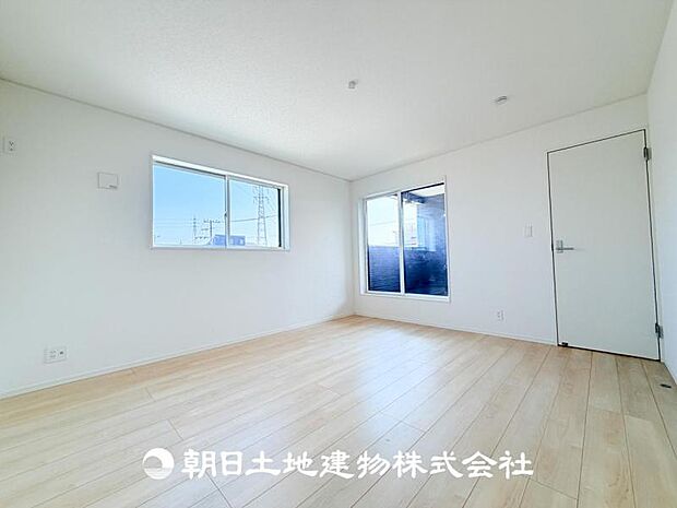 【寝室 (約9帖)】