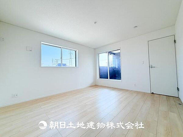 【寝室 (約9帖)】