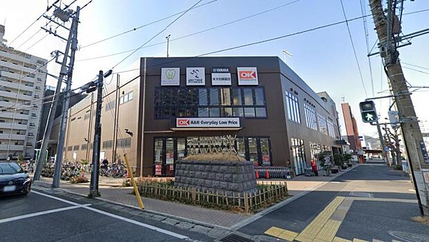 【オーケー 平塚店】 広くて品揃えが豊富です。お弁当も沢山種類がありリーズナブルです。駐車場も広いです。