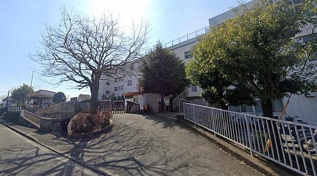 【秦野市立南幼稚園】 行事が多く楽しい幼稚園です。明るい先生が多いです。